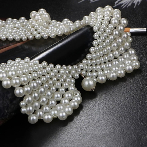 Pearly Beaded Colar Necklace - Picture 4 of 5